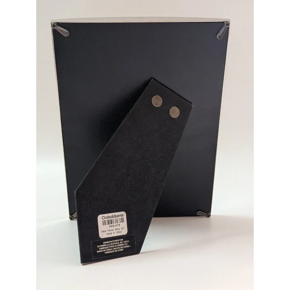 Crate & Barrel Umbra Eliza Silver Shiny 5x7 Photo Frame Modern Metal 448-478
